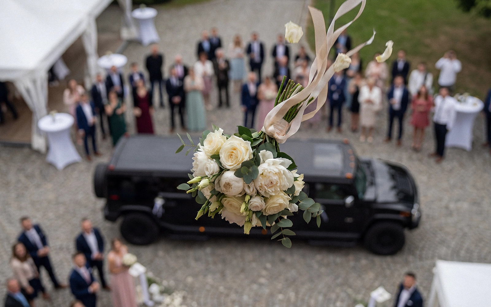 H2 Stretch-Limousine (Black, 8 Pax) – Highlight 3