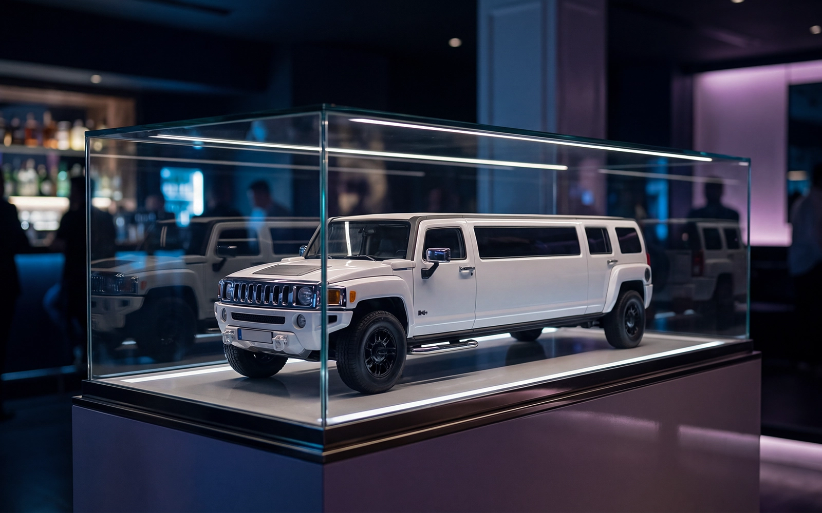 H3 Stretch-Limousine (White, 8 Pax) – Highlight 2